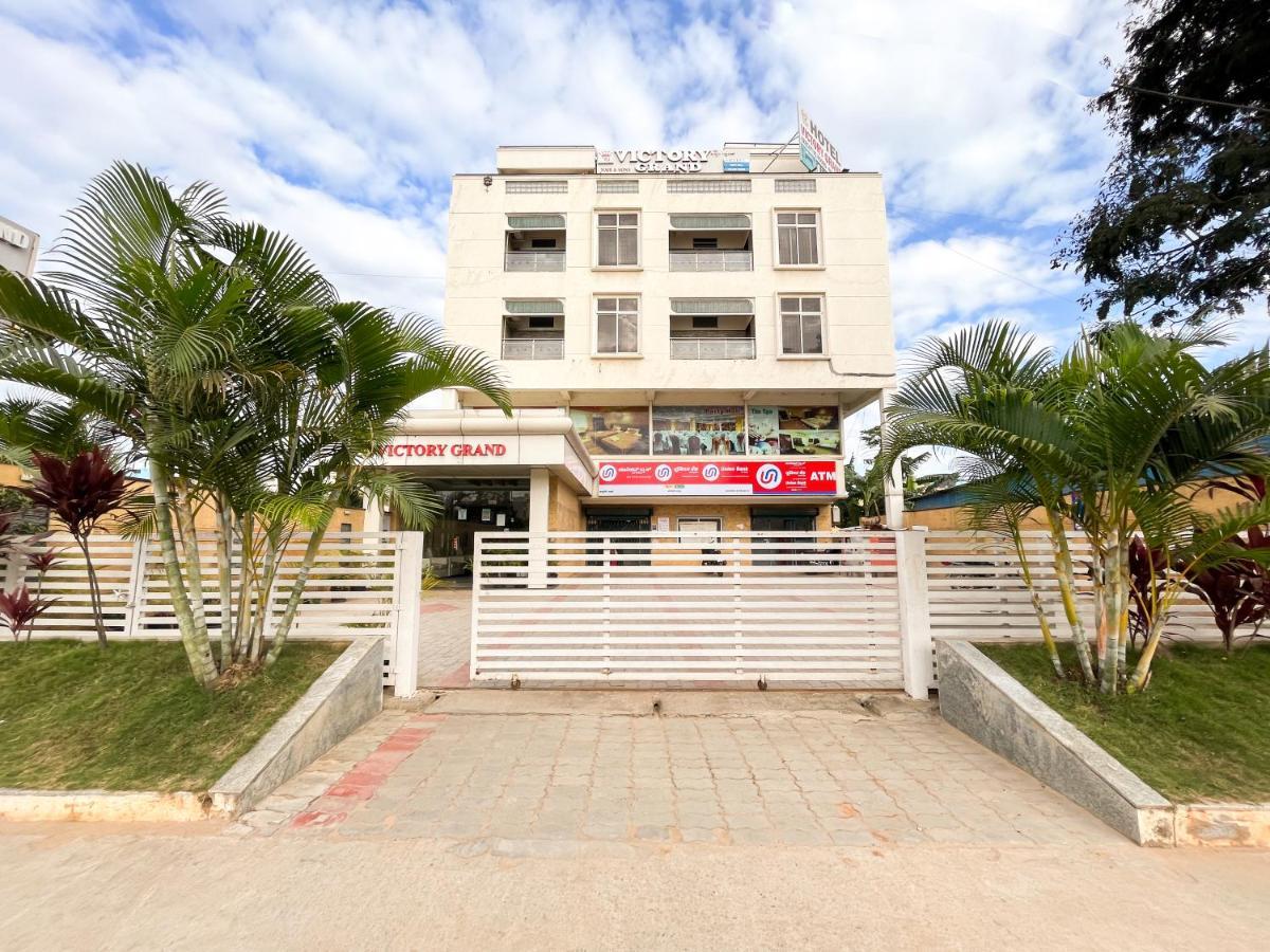 Hotel Victory Grand Attibele Esterno foto