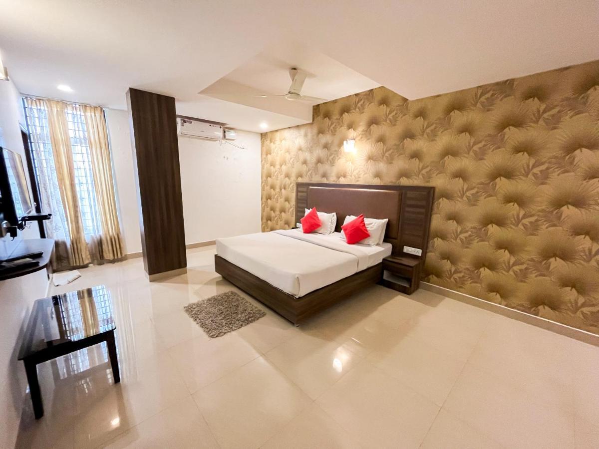 Hotel Victory Grand Attibele Esterno foto